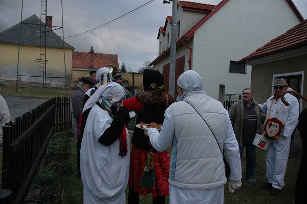 Masopustní průvod obcí 2008